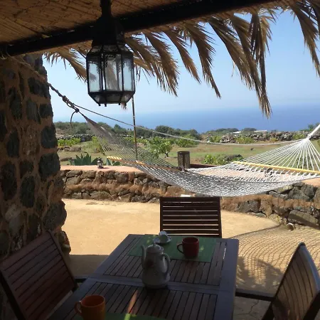 Casa de Férias Dammuso Favarella Scauri (Sicily)